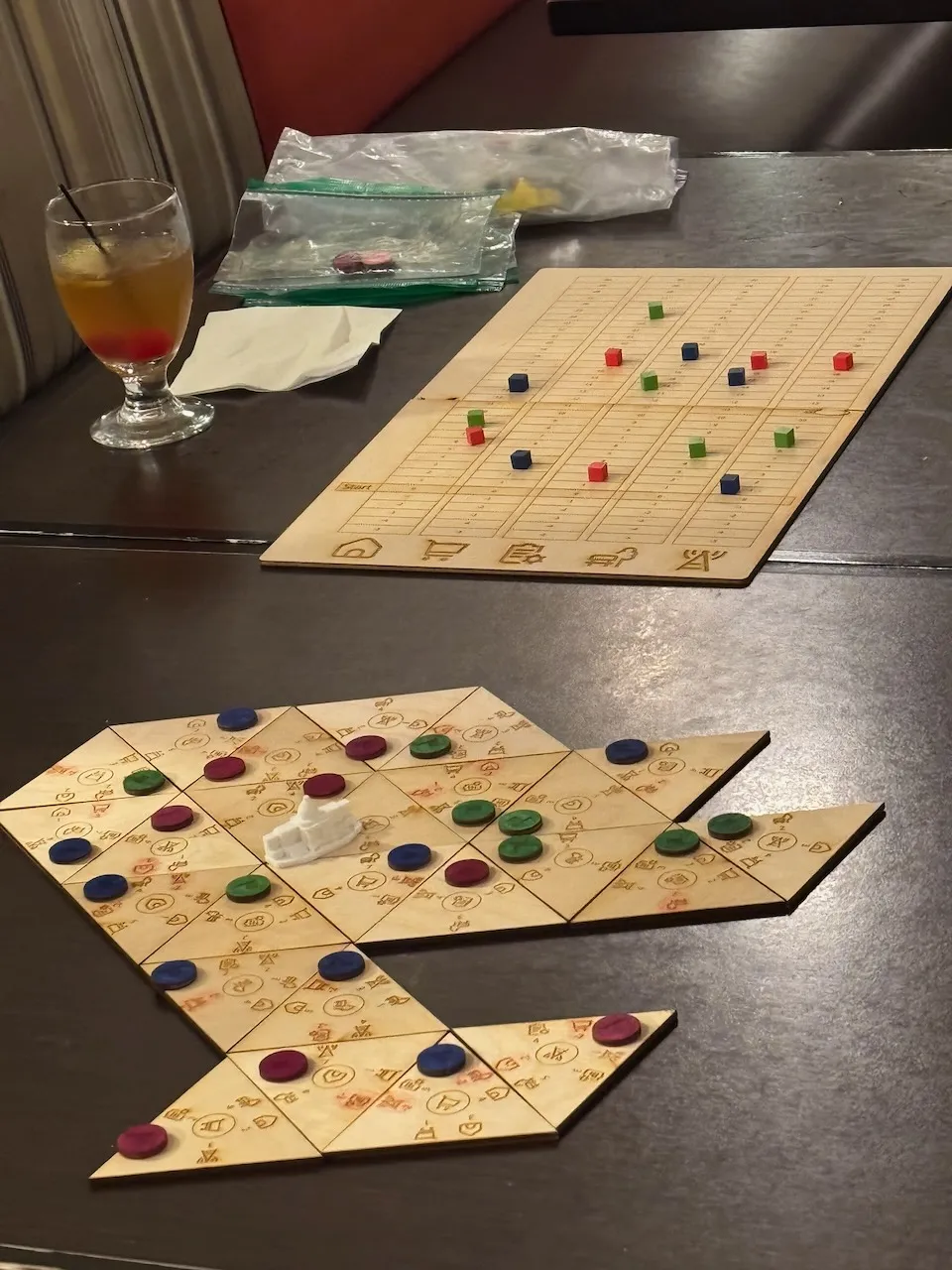MetroNet game showing capital marker.